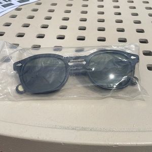 NEW Never work MASCOT Foldable sunglasses. Og) 400$